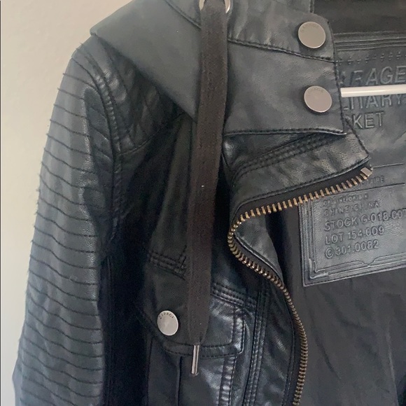 Leather Jacket - Picture 5 of 6